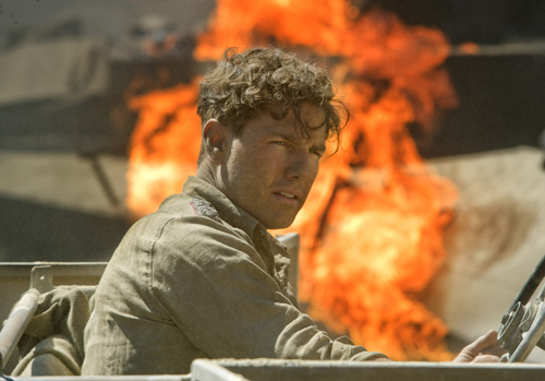 日本电影票房小双侠三连冠组图