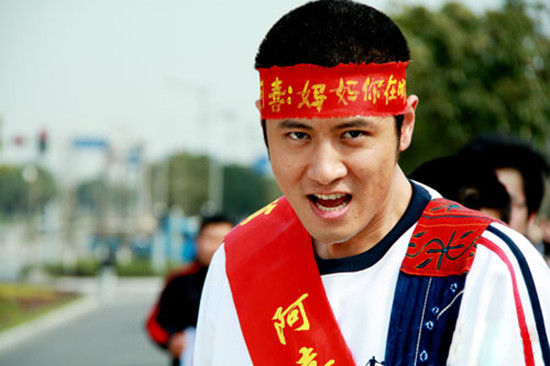 《新恋爱时代》中获得称赞的任重[微博]在江西卫视播出的电视剧《阿喜