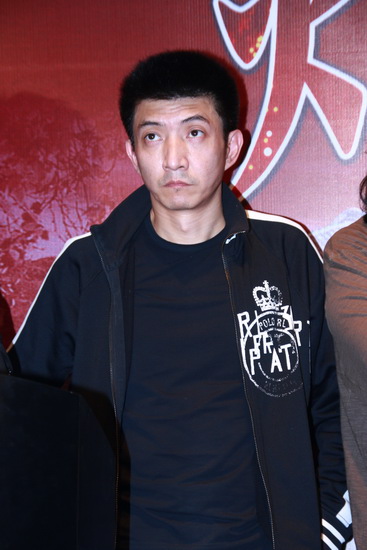 图文万家灯火开机高冬平