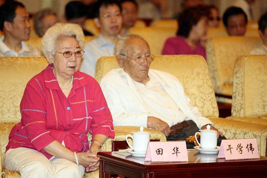 图文袁牧之电影回顾展田华与干学伟
