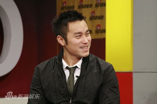 图文:《饮食男女2》主创做客-张孝全细心接受长辈教诲_影音娱乐_新浪网