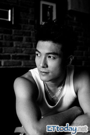 印尼吴俊贤来台发展学台语欲演戏剧(图)