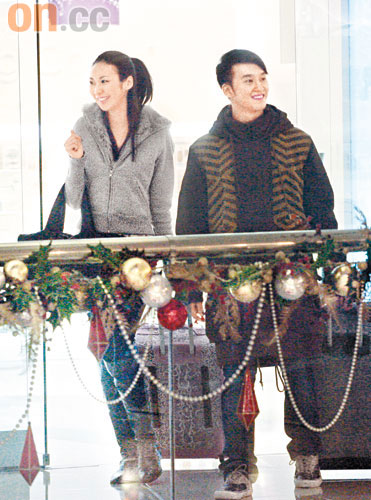 庄思敏吴浩康拍拖选婚戒