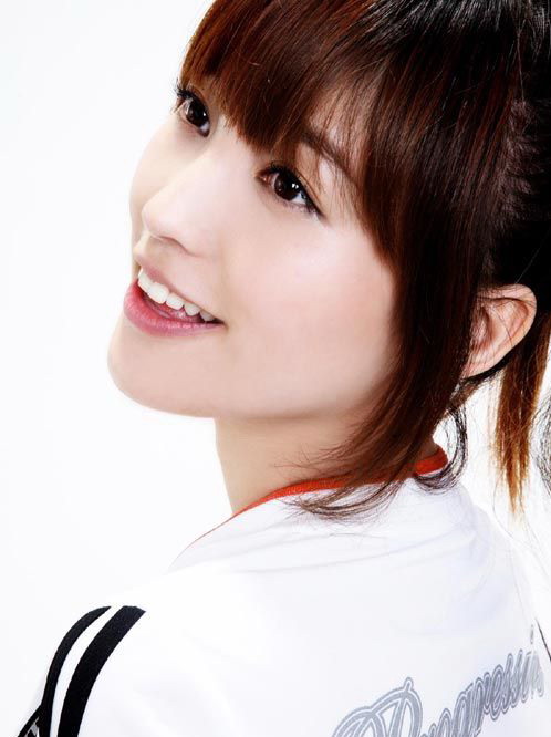 金莎穿越时空 日渐蜕变华丽转身