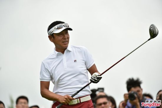 陈道明在香港打高尔夫