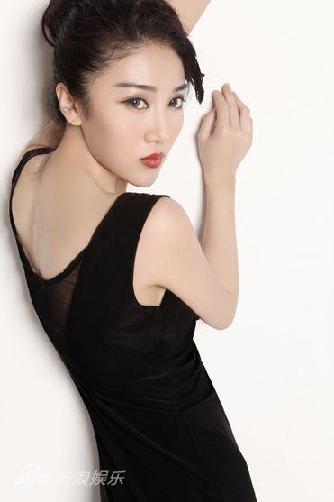 超模李心蕊大胆代言写真秀惹火身材组图