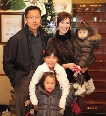 李阳、前妻Kim和孩子（资料图）