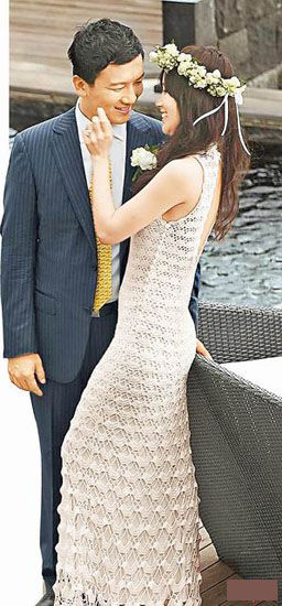 侯佩岑巴厘岛婚纱照曝光 母亲赏女婿满分(图)_影音娱乐_新浪网