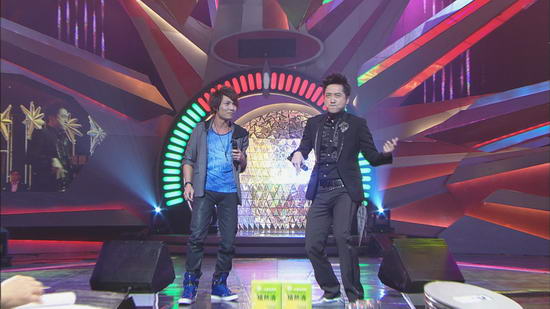 "鬼马双星"大闹《超级巨声》(图)