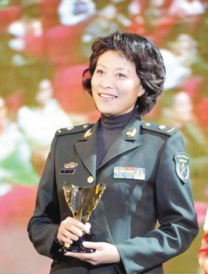 广州大学生电影节闭幕海藻李念人气旺图