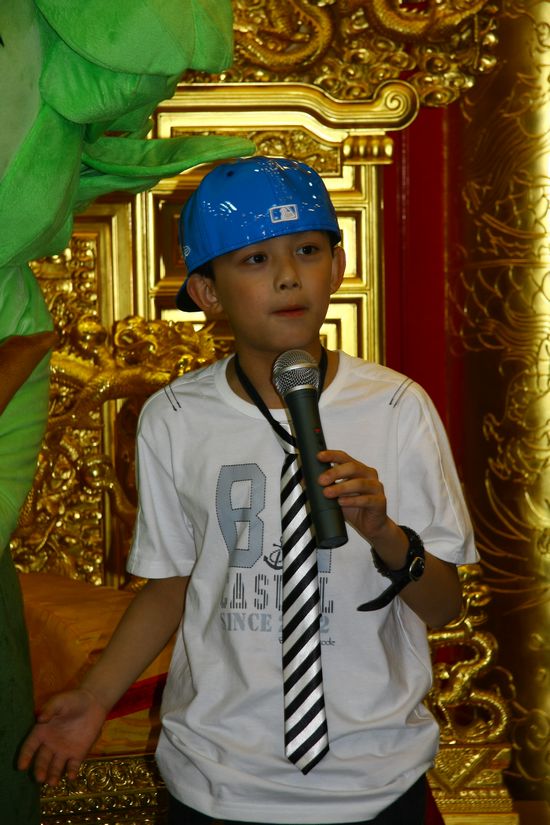 欧阳奋强高良携手推出首部百集魔幻儿童连续剧