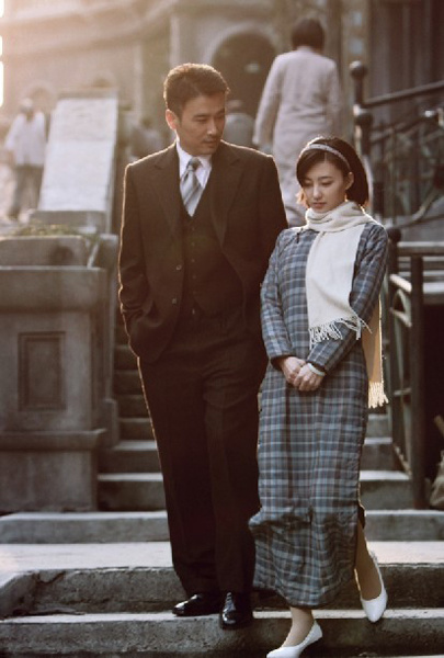 王丽坤,柳云龙《告密者》剧照电视剧《告密者》将于今晚八点登陆吉林