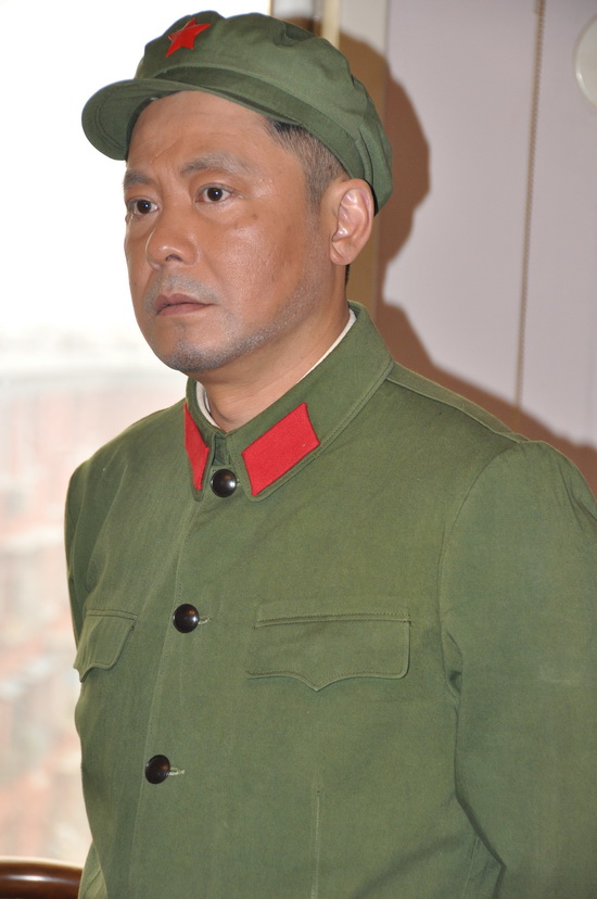 孙思翰山村大爷再演军人自认正面形象拿手