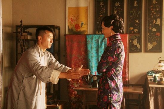 《铁道2》儿女情长 张笑君称白菊花之恋很曲折