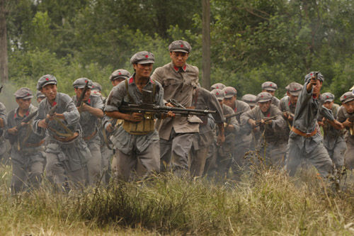 《将军日记》热播 展现开国将领赖传珠戎马生涯