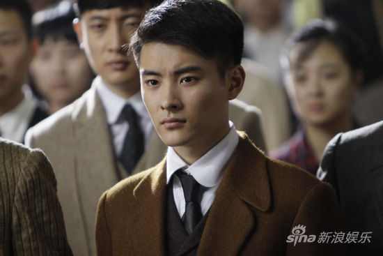 缪俊杰饰陈公培马晓灿饰宗玉佩新浪娱乐讯 革命史诗题材电视剧《我们