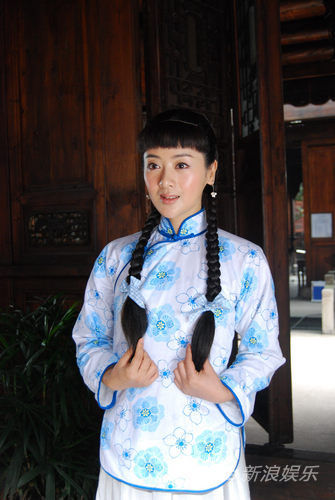 小李琳高山青工作充满穿越感