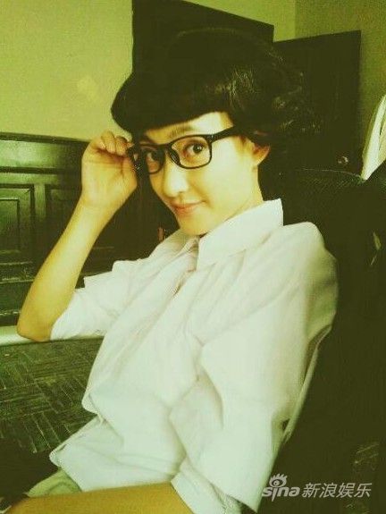 日前正在紧锣密鼓地拍摄中,王丽坤此次在剧中饰演美艳女特工樊露,是