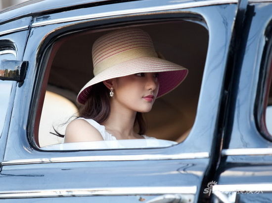 《终极征服》张嘉倪演反叛女 依然信爱情