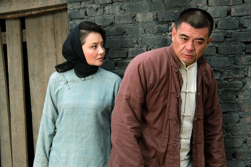 《三进山城》王新军挑战英雄连长压力大