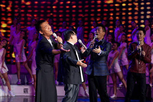 歌声传奇张明敏领唱爱国歌曲