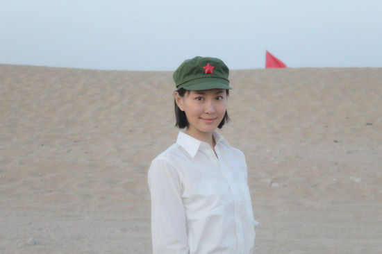 由华策影视出品的29集大型纪实性电视剧《国家命运》正在央视一套黄金