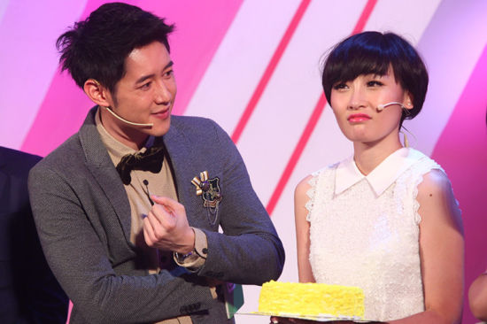 陈正飞发问女嘉宾