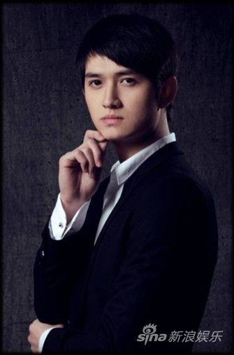 马可逆袭枪花坐轮椅上演英雄救美