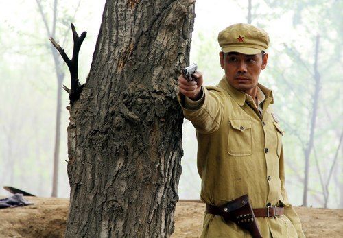 石光荣的战火青春邵兵不惧挑战