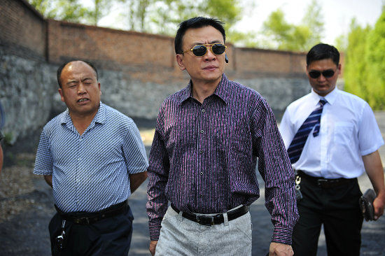 五月花开吕一丁变身土豪煤老板