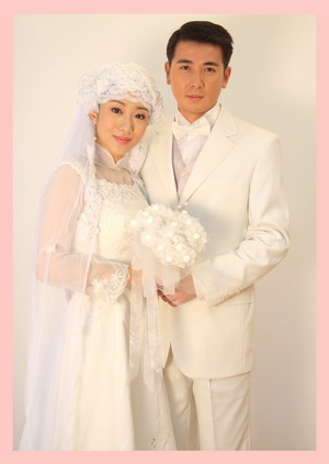 组图:《再见艳阳天》刘思彤保剑锋曝婚纱照