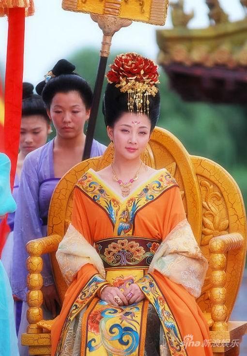图文杨贵妃剧照大曝光殷桃贵妃风范