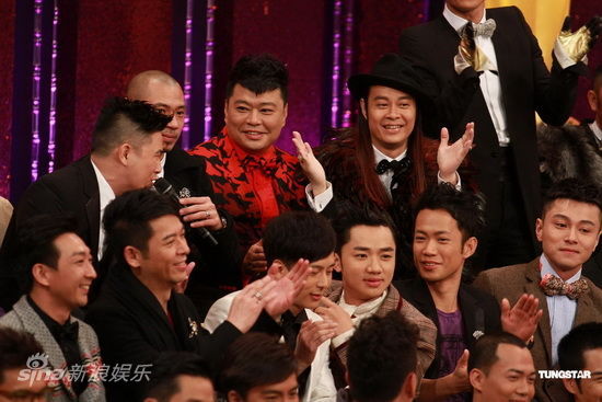 图文:tvb台庆颁奖礼现场-众男星在颁奖现场