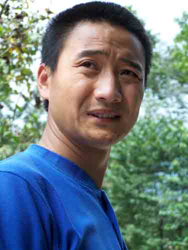 齐桓"解甲归田" 大城市带回小宝马(附图)