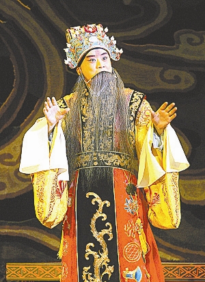 杜镇杰扮演刘邦信报讯(记者唐雪薇)北京京剧院排演的新编历史京剧《下