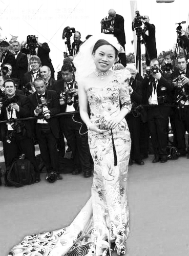 凤姐走红全靠"浪兄"