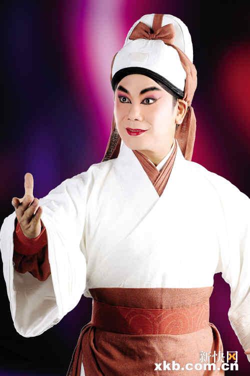 丁凡亲自"披挂上阵"广东粤剧精英合力打造《南海一号》新快报讯(记者