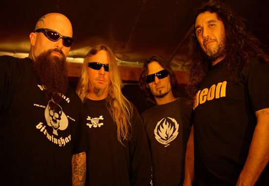 据国外媒体报道,美国激流金属领袖slayer乐队来到了美国洛杉矶的pass
