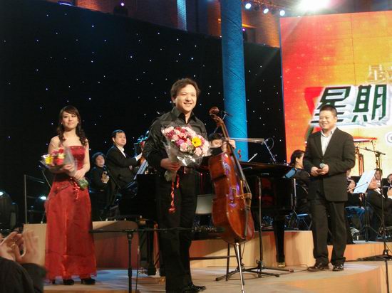 朱亦兵:音乐是一幅用眼睛看不见的画(组图)