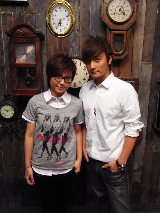 组图:周笔畅方力申《season》mv曝光