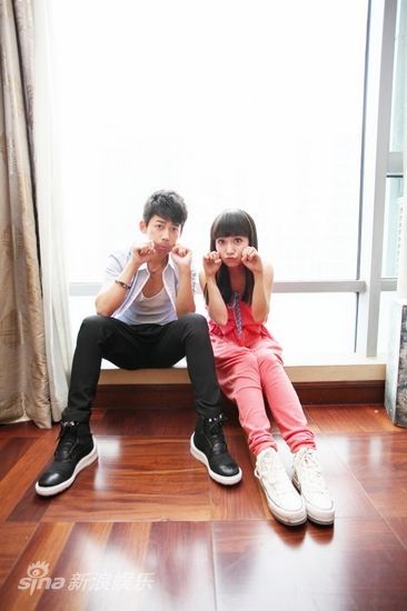 苏醒孙骁骁新浪娱乐讯 苏醒2011创作专辑《进行式》第三波主打歌《只