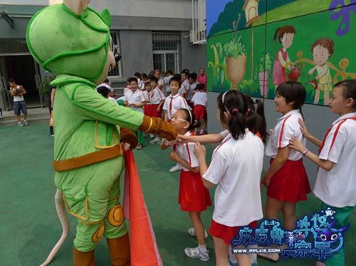 平安暑期与法同行走进西城区白纸坊小学