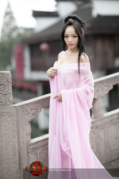 《热血三国2》雅典娜女神歪歪粉红诱惑 柔情袭来