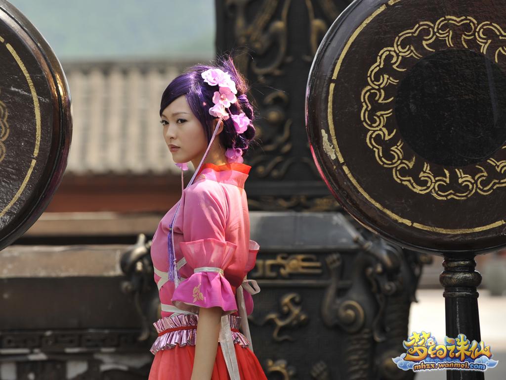 [官方]梦幻诛仙锁定紫萱 唐嫣饰演花弄影