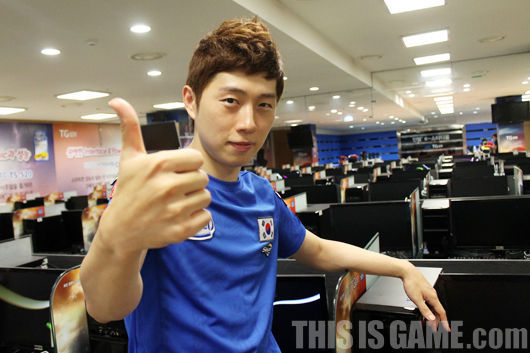 人族皇帝boxer功成身退:转型当教练