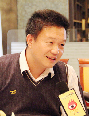 麒麟山庄总经理 【微博关注】:@姚宁的微博 简介 1987——2004年:普天