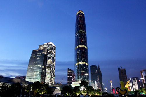 第十名 广州国际金融中心(437.50米)