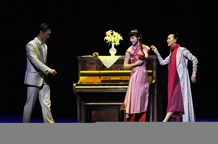 舞剧《周璇》八月预演献礼上海世博舞台