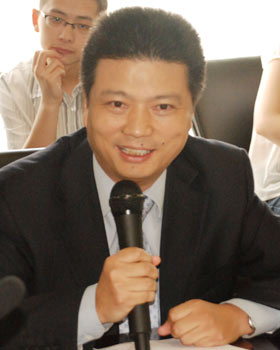 图文:中海地产助理总经理颜建国
