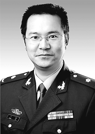 妇产科专家王雨实施精细化手术—— 体内"绣花"除